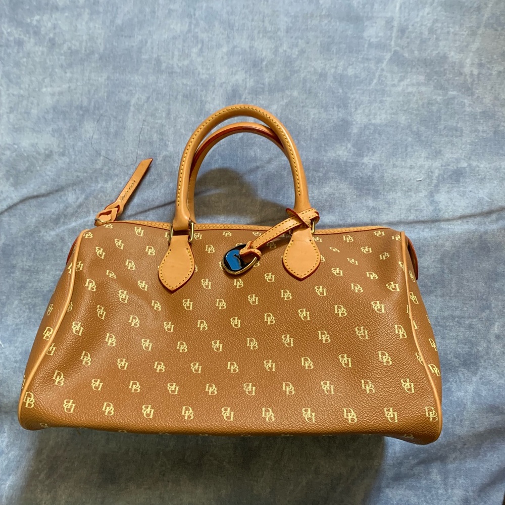 Dooney & Bourke Purse